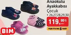 ANAOKULU AYAKKABISI ÇOCUK